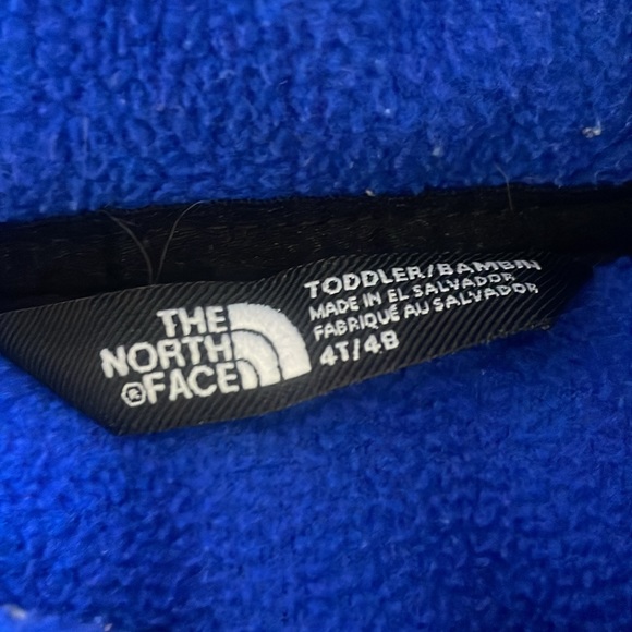 North Face toddler fleece jacket with hood. 4T - Picture 2 of 3